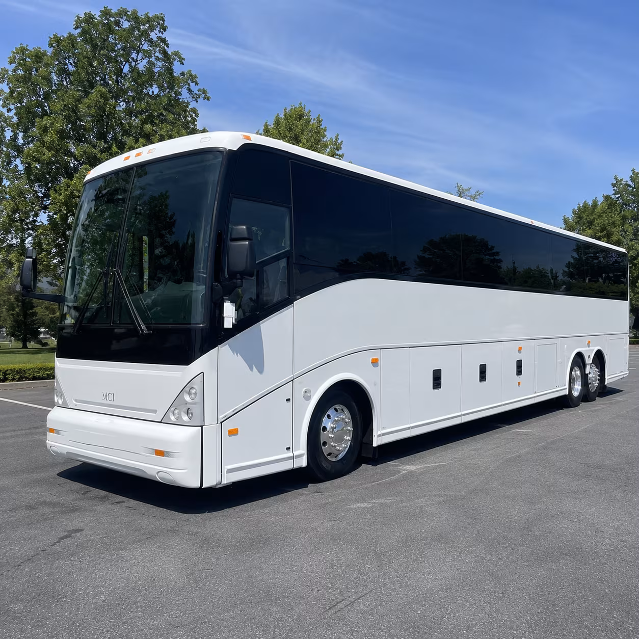charter buses for roanoke mountain venue weddings