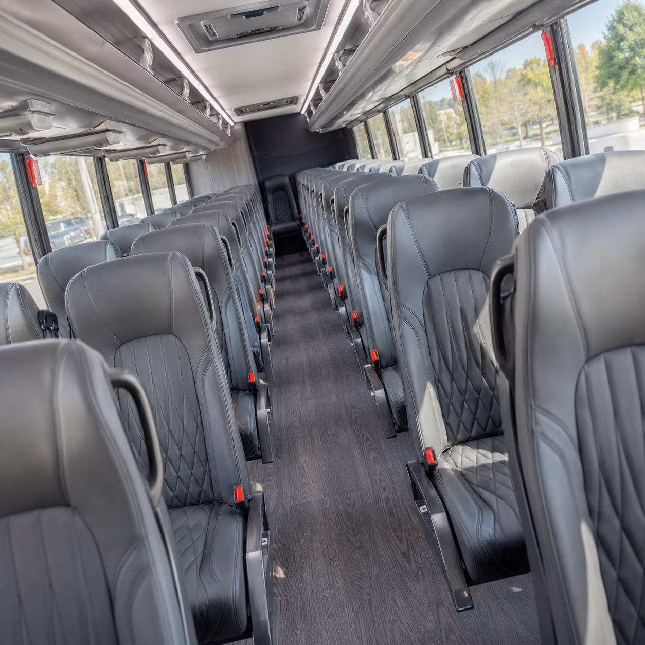 minibus rentals for performing arts and cultural field trips in roanoke