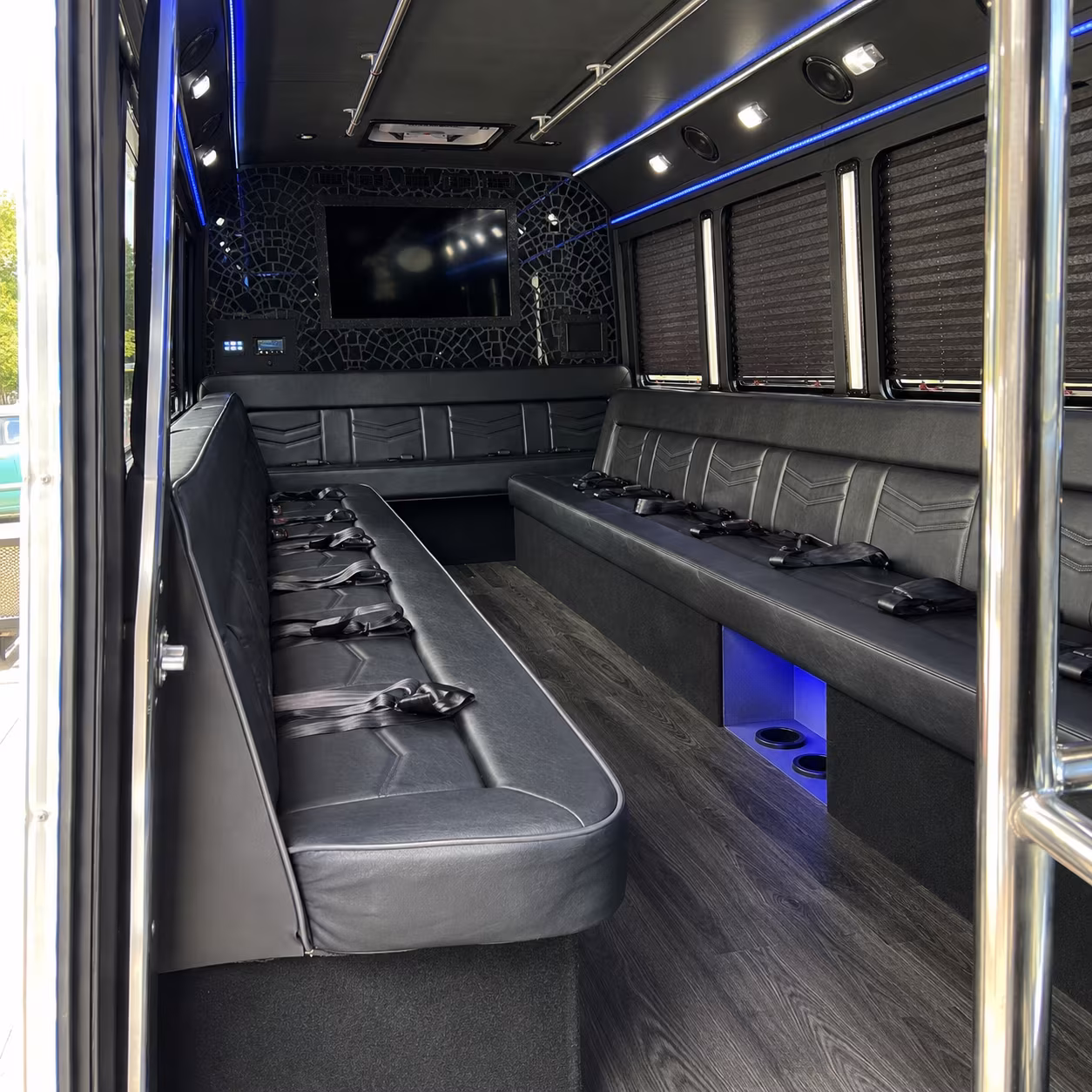 party buses to elmwood park amphitheater concerts