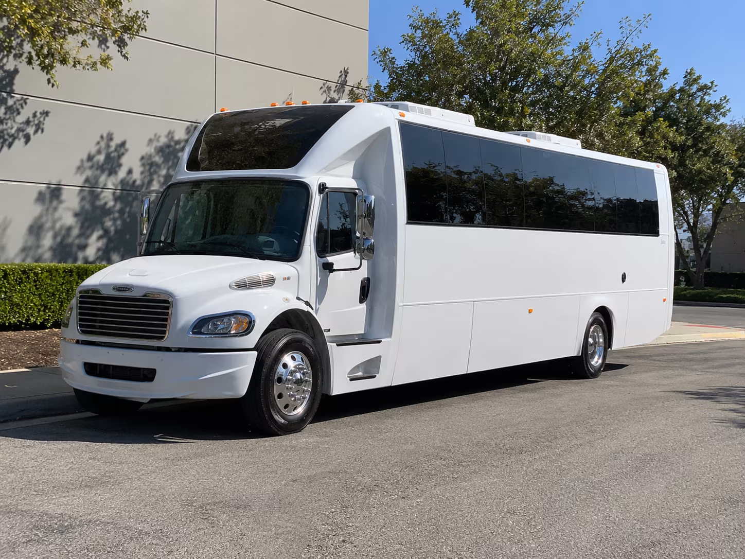 roanoke bus rental service area