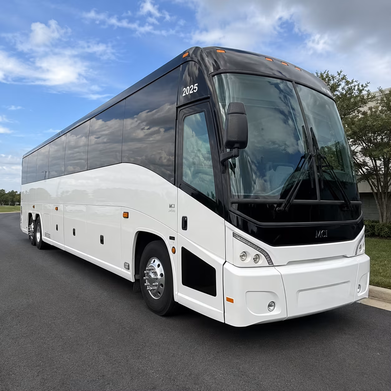 roanoke charter bus